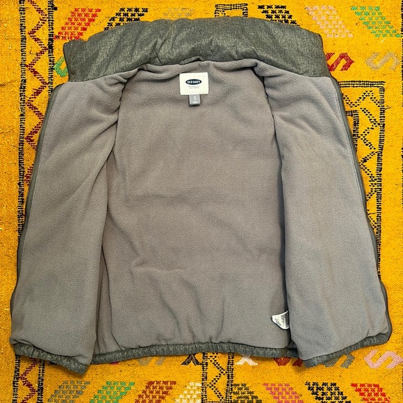 Puffer Vest - Picture 3 of 5